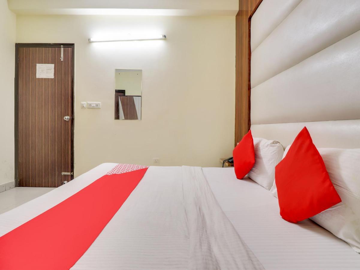Fabhotel Luck Residency Delhi Airport Nova Deli Exterior foto